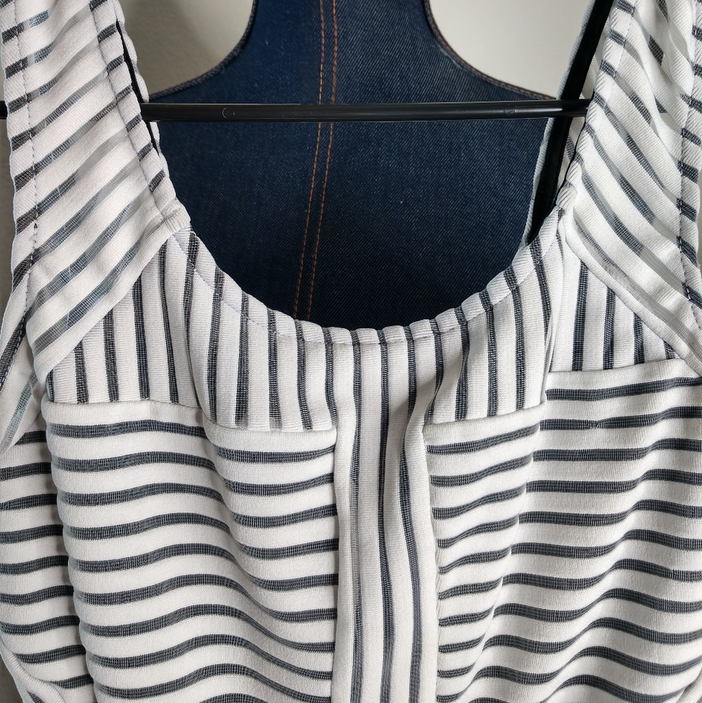 Bebe blouse - Picture 2 of 5